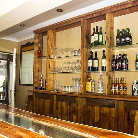 The Russel Hotel Knysna Bagian luar foto