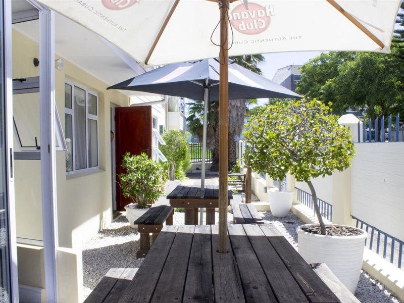 The Russel Hotel Knysna Bagian luar foto