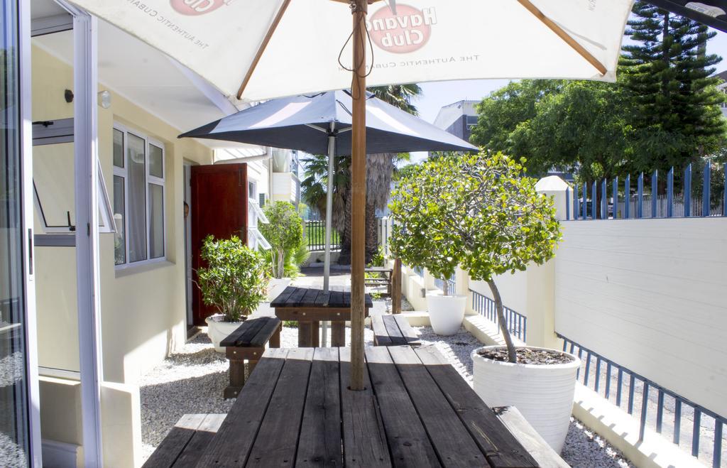 The Russel Hotel Knysna Bagian luar foto