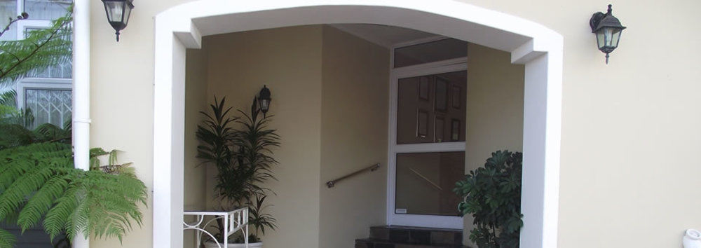 The Russel Hotel Knysna Bagian luar foto